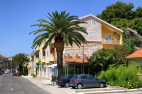 Apartments by the sea Trpanj, Peljesac - 3162